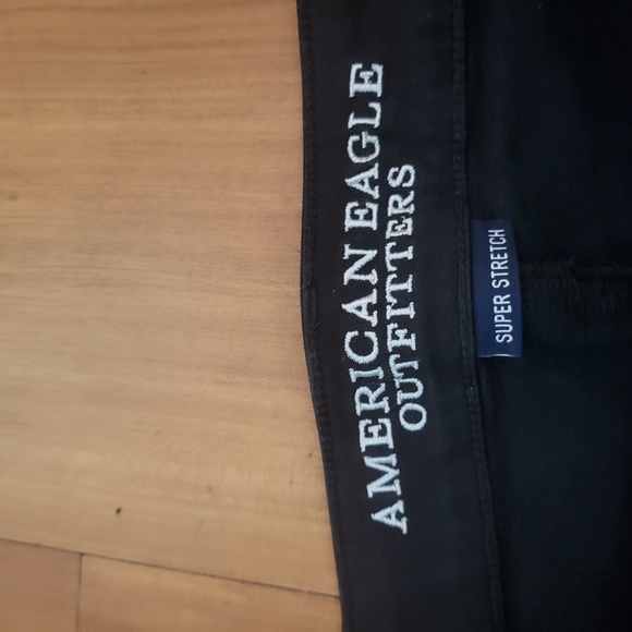 American Eagle Outfitters Shorts Womens 4 Midi AEO Twill Super Stretch Black - Picture 4 of 6